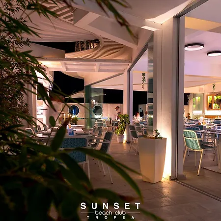 Sunset Club 3*