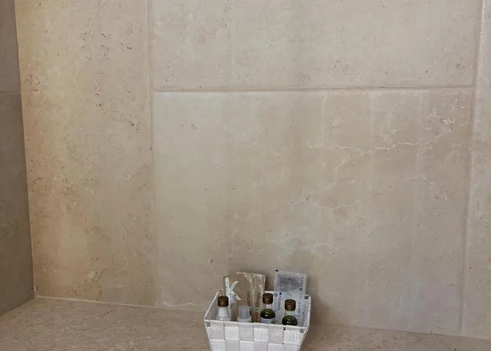 Sunset Club 3* טרופאה