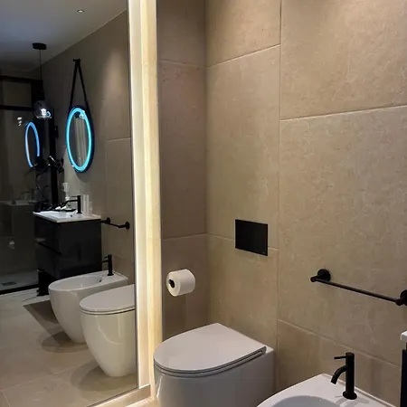 Sunset Club Bed and Breakfast 3*