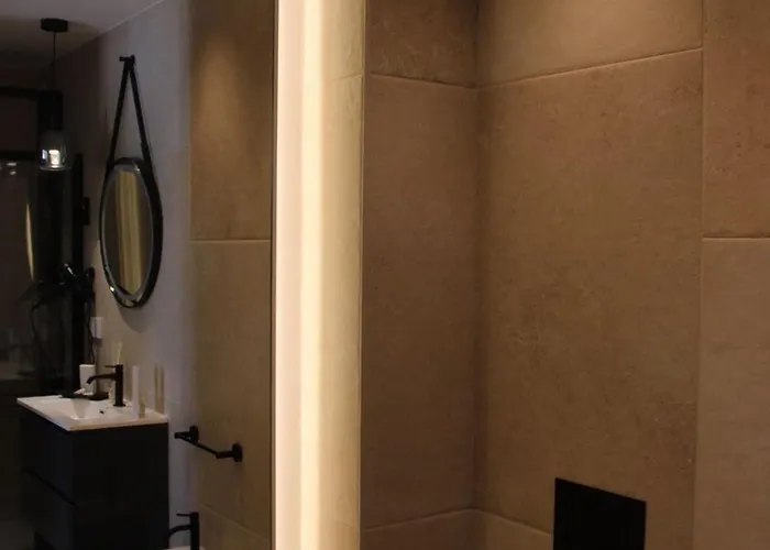 Sunset Club Nocleg ze śniadaniem 3*