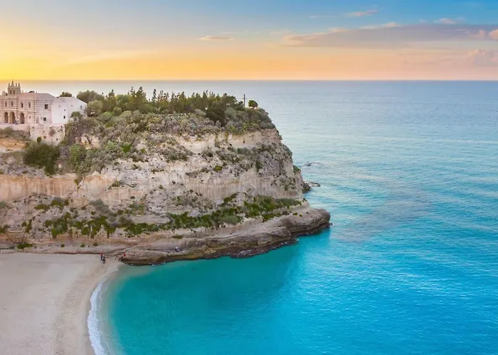 Sunset Club Nocleg ze śniadaniem 3*